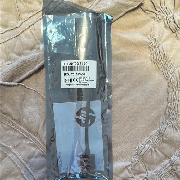 HP USB Adapter - Picture 8 of 8